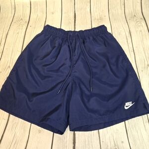 Nike Men's Woven Flow Shorts Navy Size Small EUC  FN 3307-010